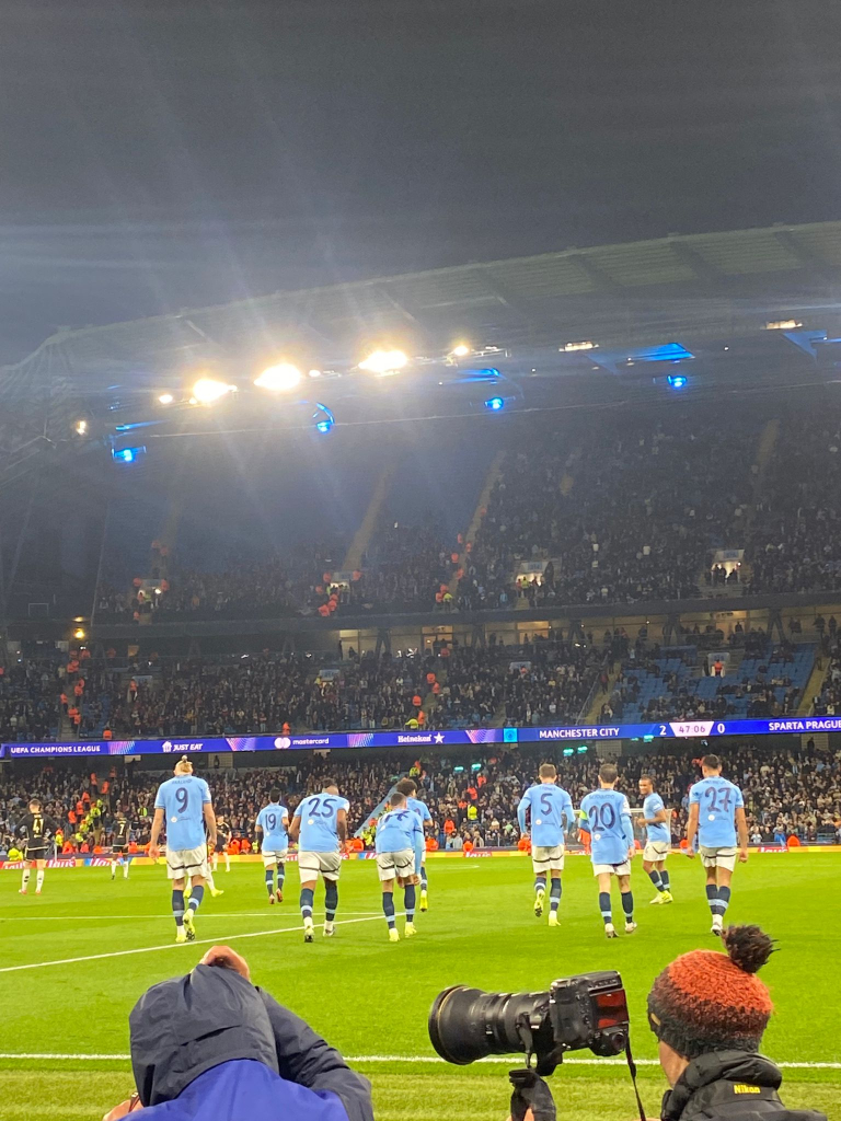 Manchester City team on pitch